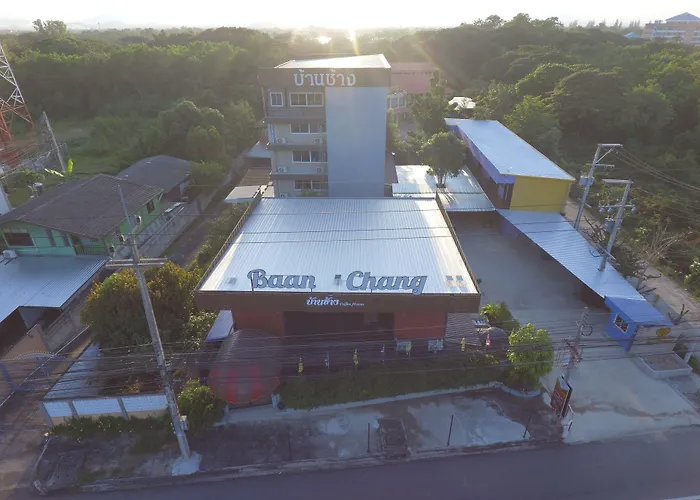 Baan Chang Hotel & Coffee House