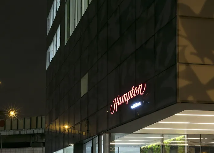 Hampton By Hilton Paris Clichy