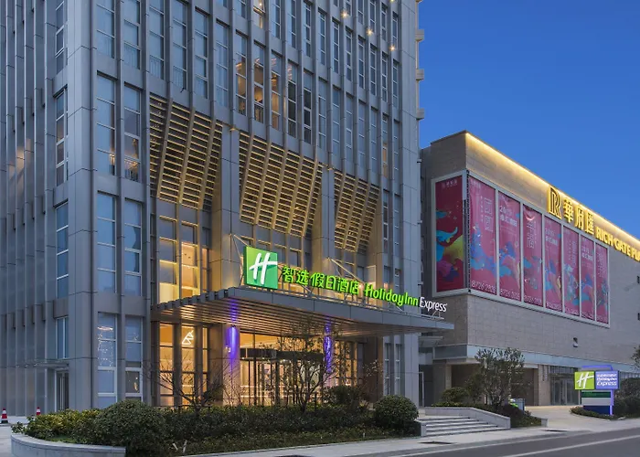 Holiday Inn Express Liyang Huafu By Ihg