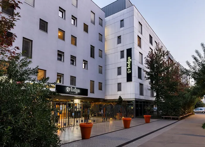 Q7 Lodge Lyon 7