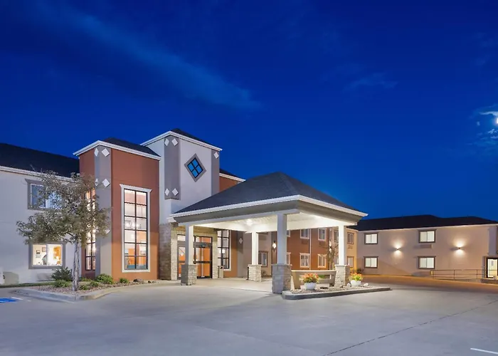 Howard Johnson By Wyndham Oacoma Hotel & Suites