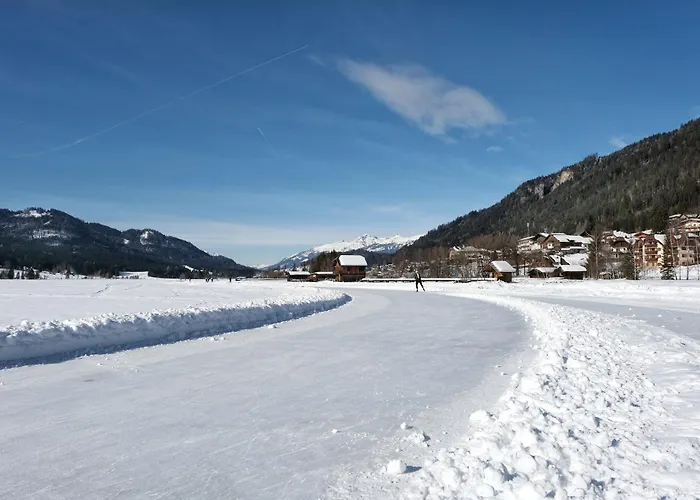 Der Kaerntnerhof Am Weissensee, Seehotel & Seeapartments Direkt Am See