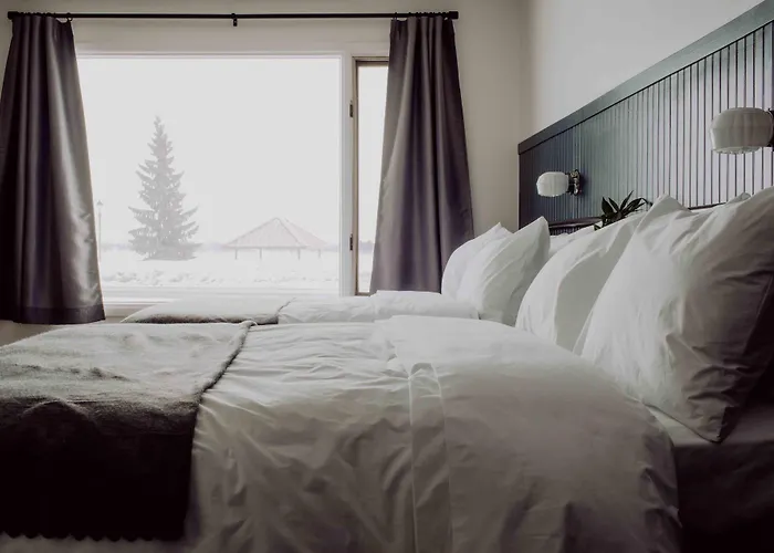 The Bayview Motel - Fort Frances, On - Lakeside Motel