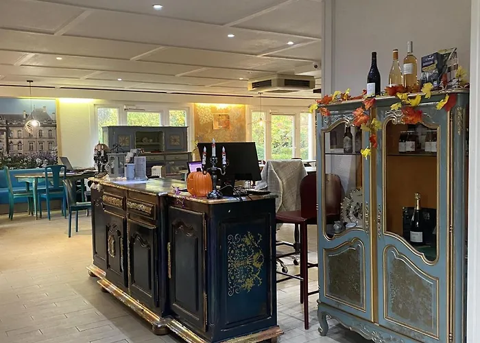 Brit Hotel Le Polder