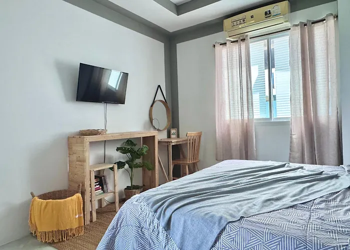 Sea Dreamer Beachfront Apartments
