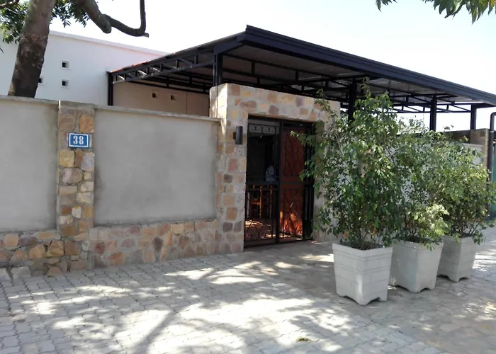 Urban Lodge