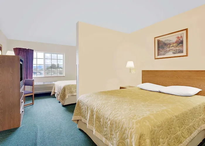 Super 8 By Wyndham Battle Mountain
