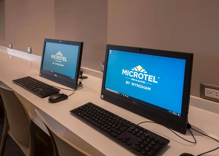 Microtel Inn & Suites By Wyndham Guadalajara Sur