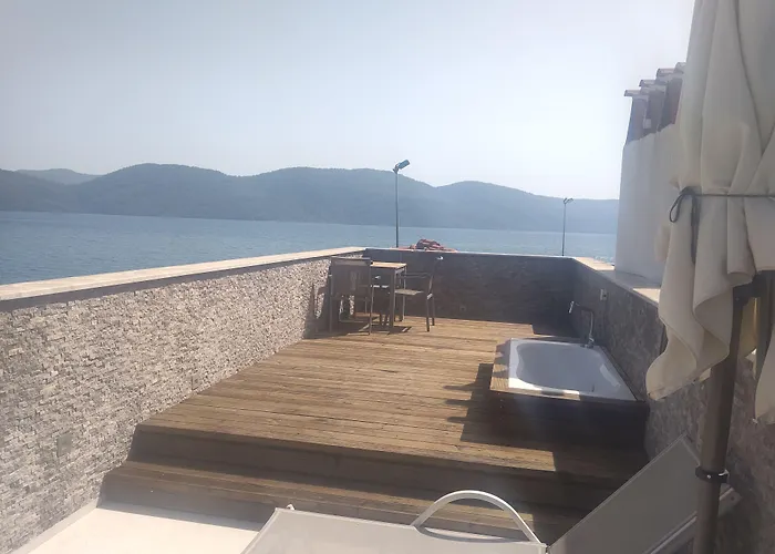 Goektuerk Otel