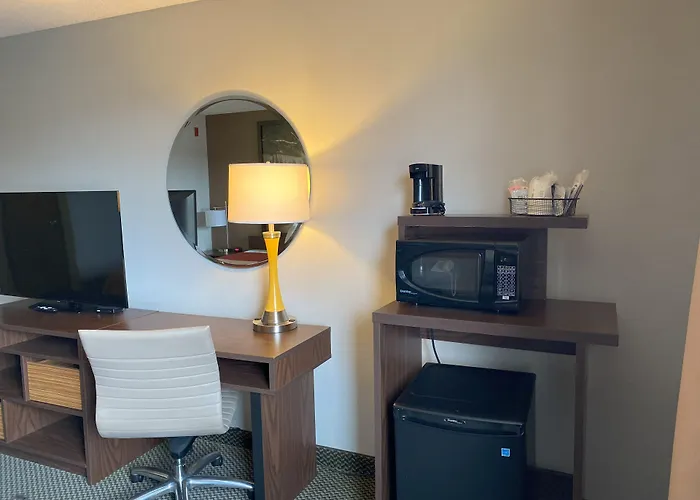 Super 8 By Wyndham Winfield-Quail Ridge Area