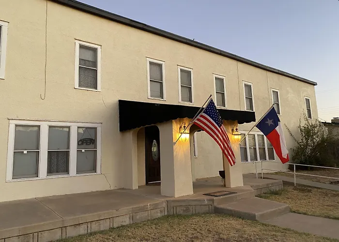 The Hotel Texan