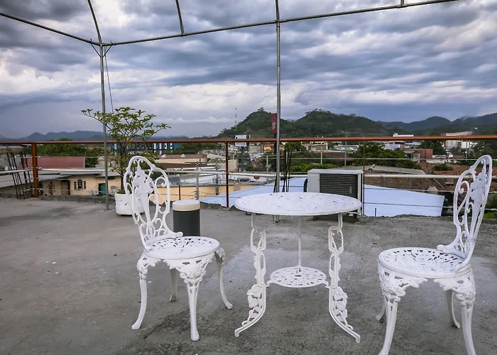 Hotel Mediterraneo Inn