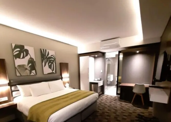 Copperwood Hotel And Conferencing