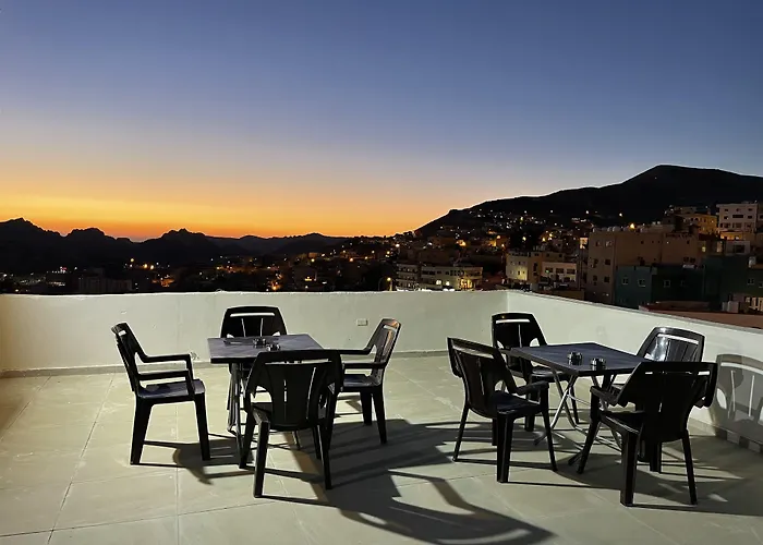 Petra Heart Hotel