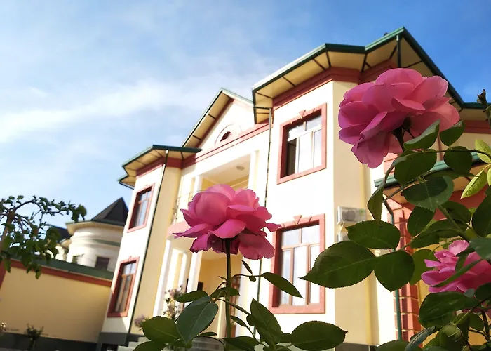 Chinor Garden Hotel - Free Airport Pick-Up Yandex Go