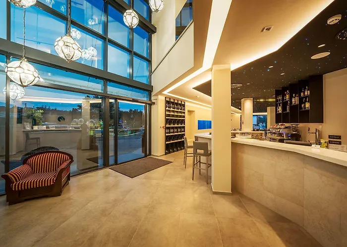 Hotel Maritime