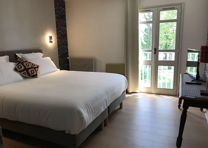 Hotel Restaurant Gastronomique La Huchette