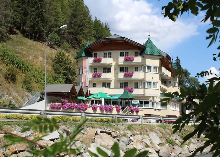 Hotel Hoellroah