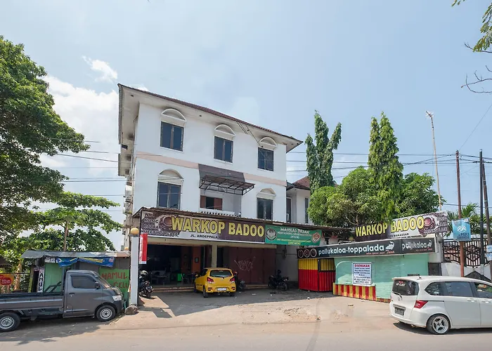 Oyo 1906 Zhafira Guest House Syariah