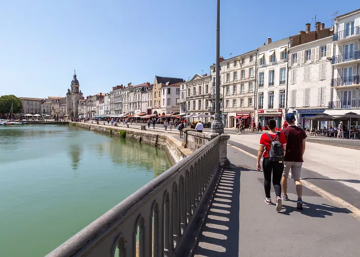 Tour De Nesle La Rochelle Vieux Port 3 Etoiles