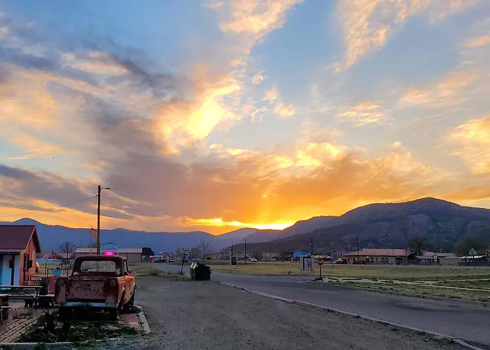 Cimarron Inn & Rv Park