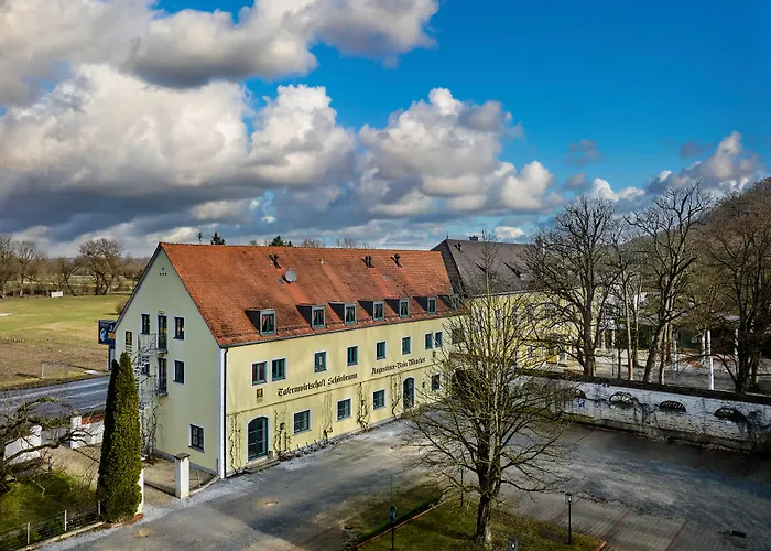 Tafernwirtschaft Hotel Schoenbrunn