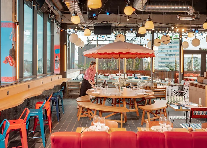 Eklo Hotels Paris Porte de Versailles
