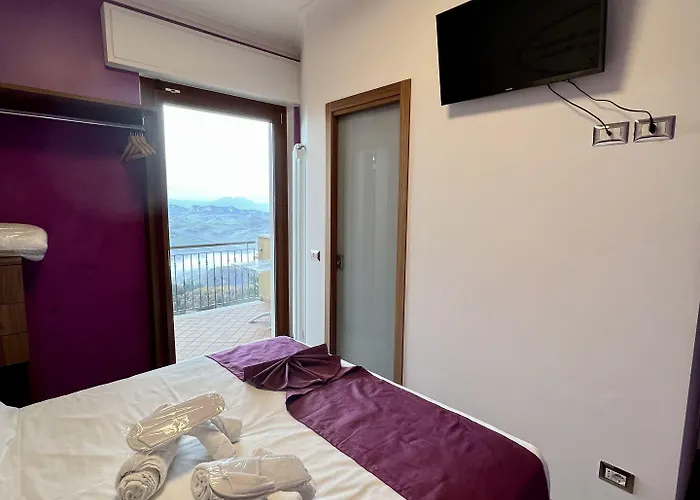 Rainbow Hotel Depandance Joli