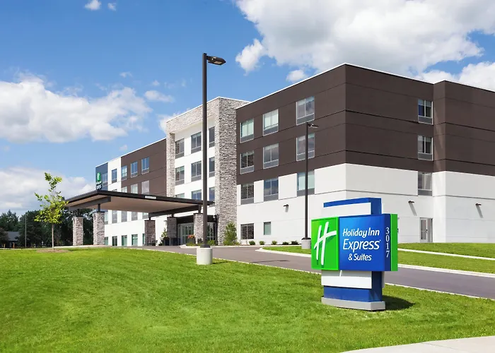 Holiday Inn Express & Suites Reedsburg - Dells Area By Ihg