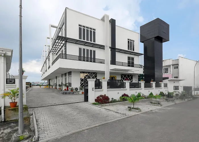 Aveon Hotel