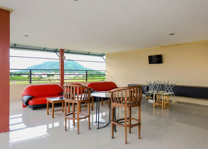 Oyo Life 2966 Hotel Atriaz
