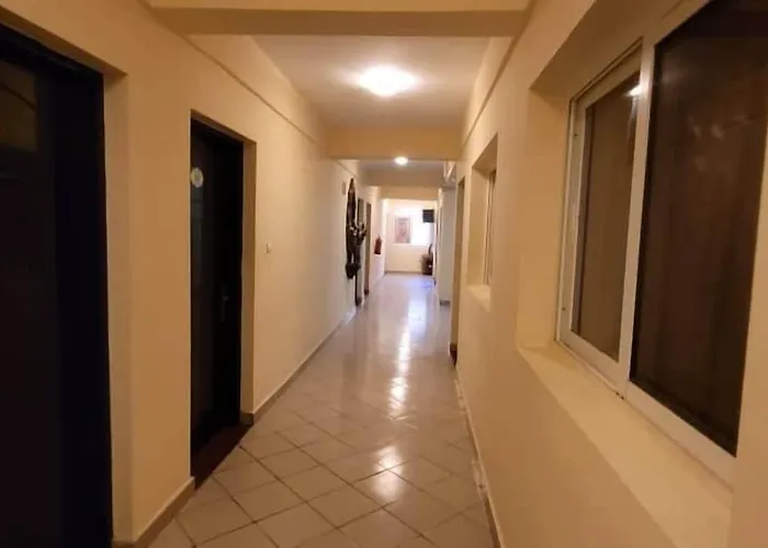 Ras Dika Hotel
