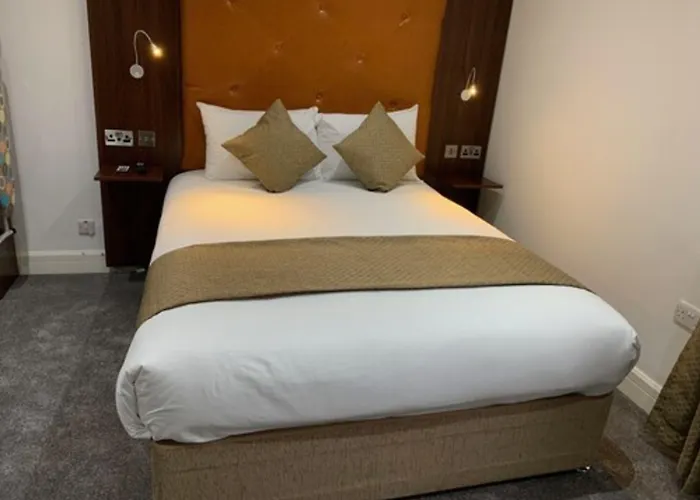 Trivelles Rochester Hotel