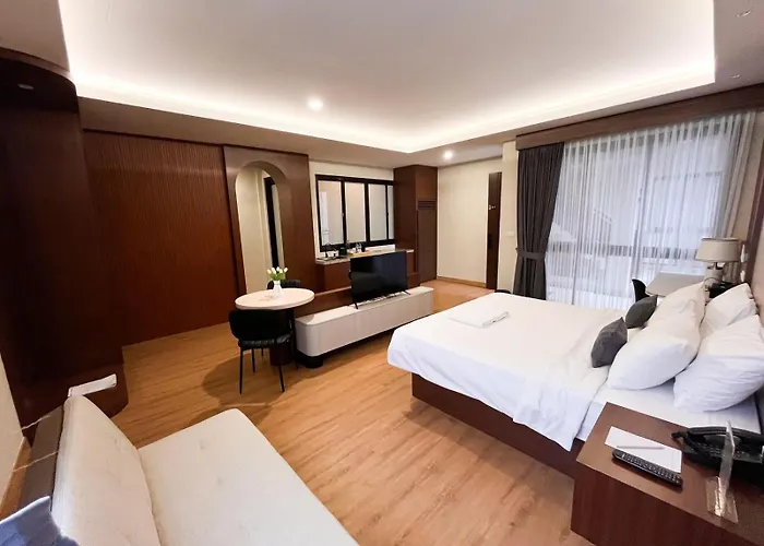 M-LIVIN Hotel