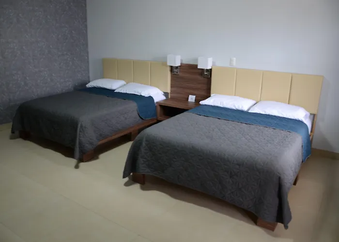 Hotel Monarca