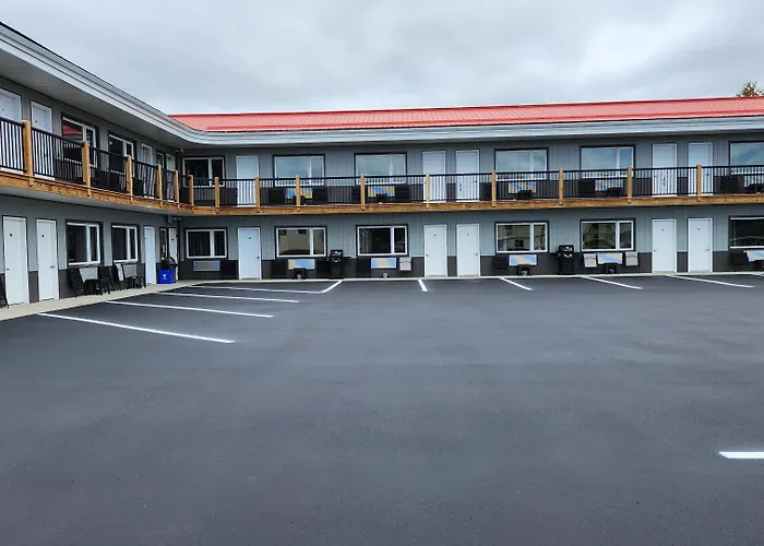 Outdoorsman Motel