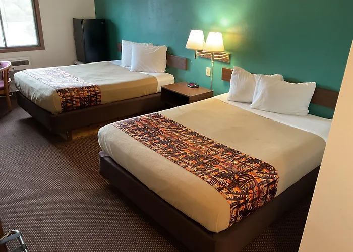 Budget Host Inn