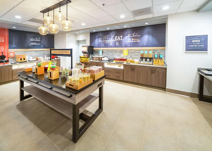 Hampton Inn & Suites Santa Maria