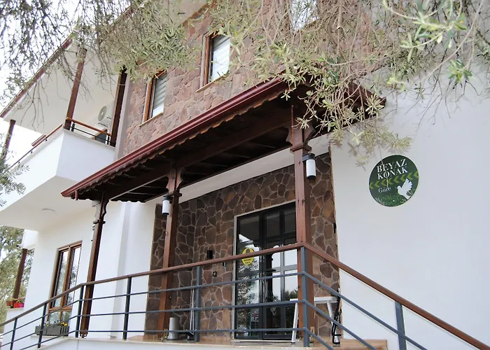 Beyaz Konak Guere