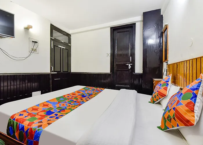 FabHotel Park View I