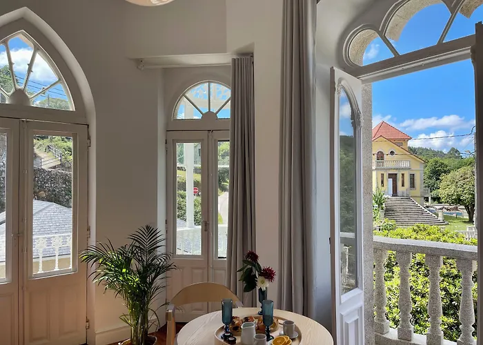 Villa Boutique 1880-Romantic Historic Boutique Hotel With Outdoor Jacuzzi