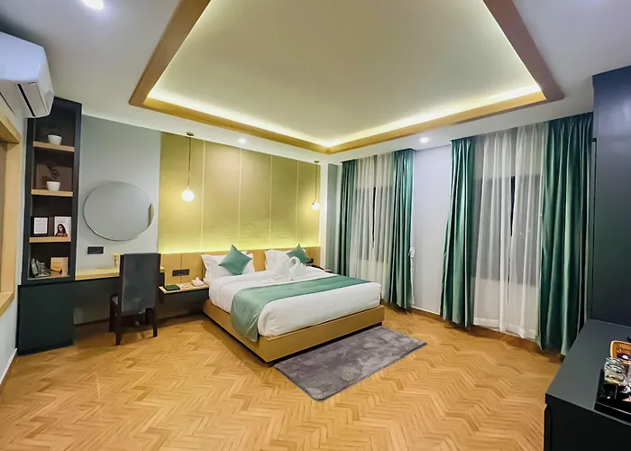 Hotel Aikawa