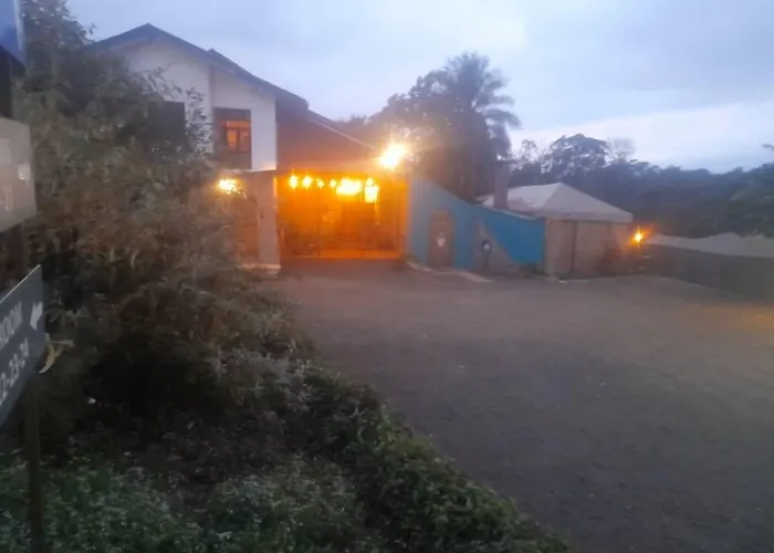 Boulevard Inn Mt Meru