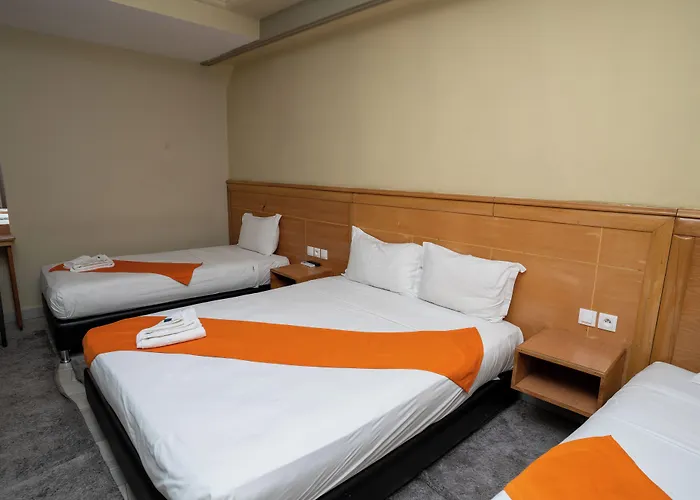 Hotel Golden Flora