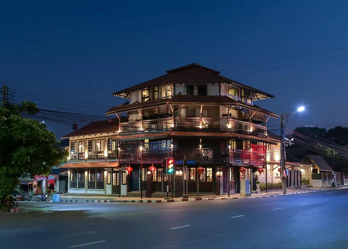 Velawarin Hotel