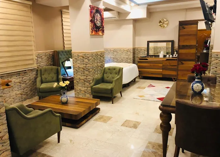 Royal Eagle Hotel