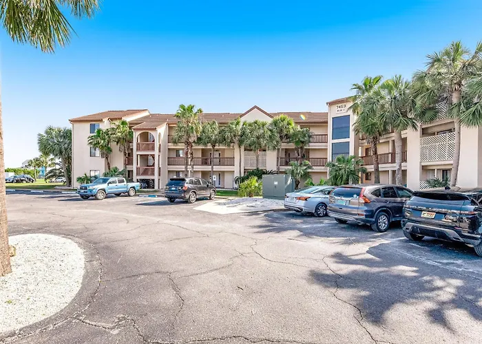 Sunset Harbor Palms 2-304
