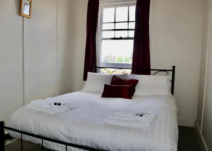 Lachlan Hotel