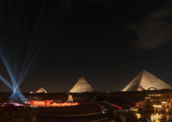Hotel Pyramids Show Rooftop