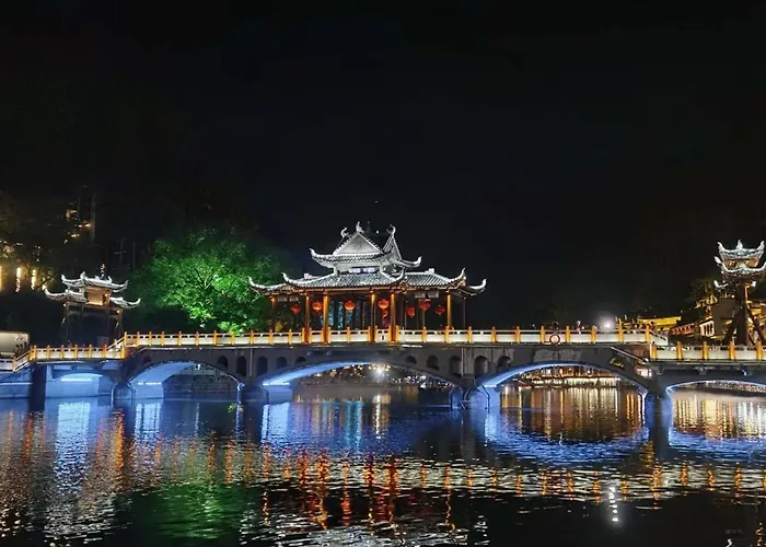 Juanzi Riverview Inn, Fenghuang Ancient City
